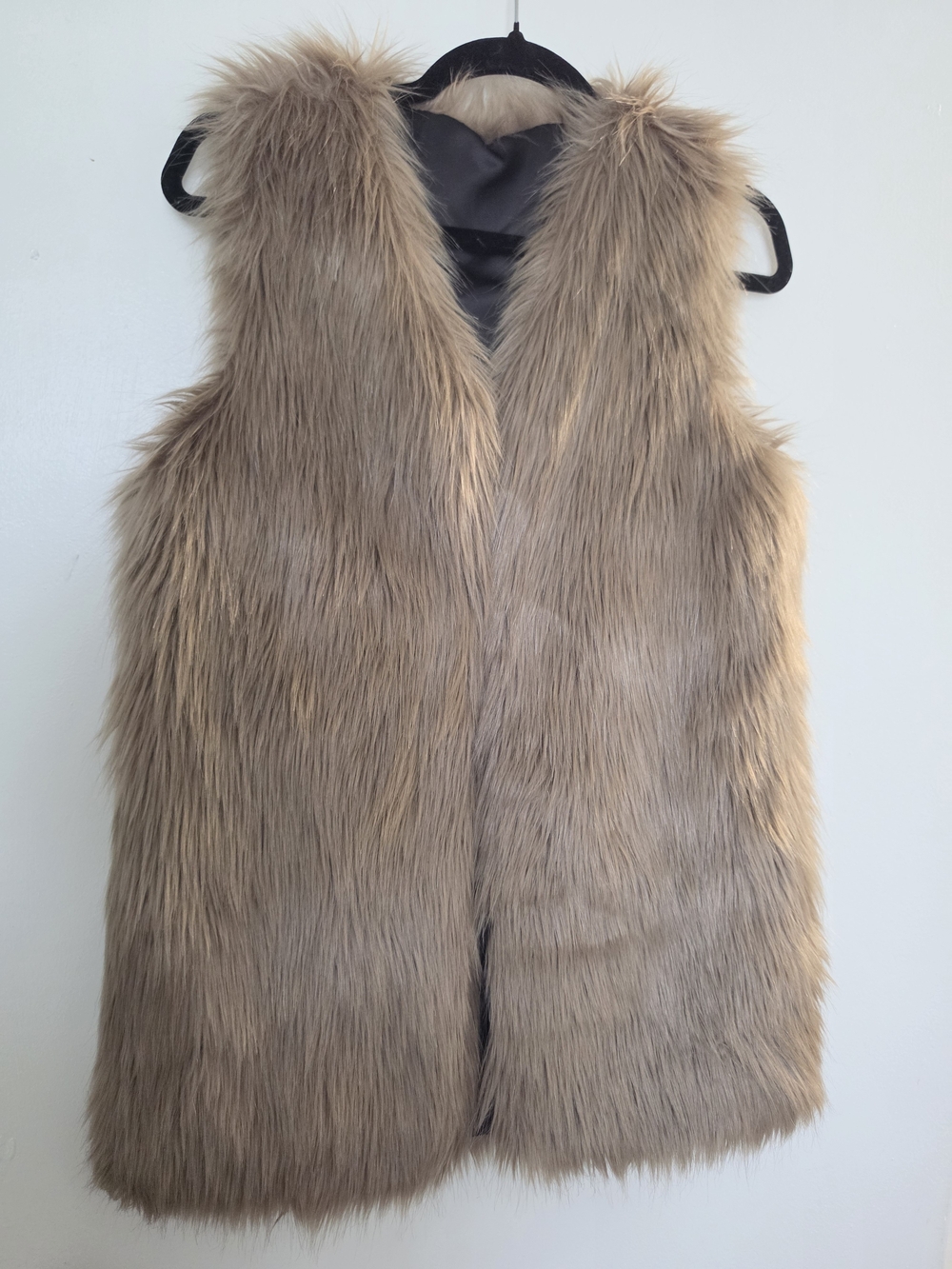 SHEIN Faux Fur Vest in Light Brown